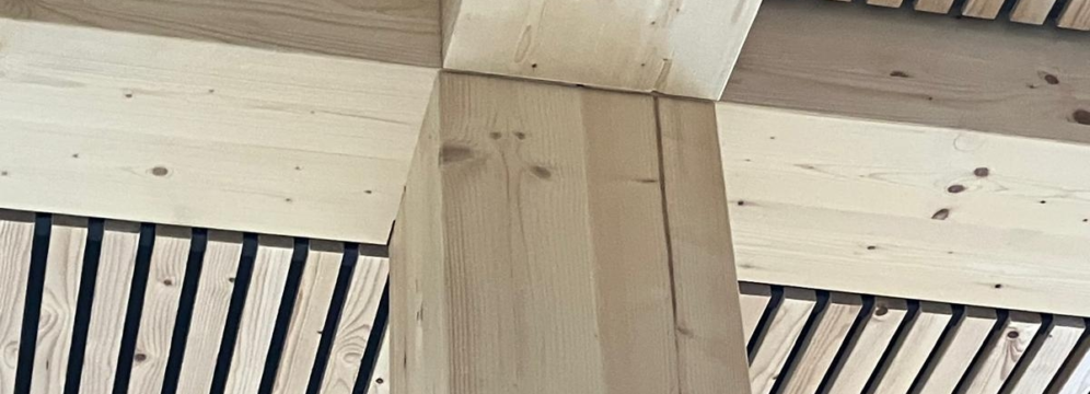 Krimp-en zwelgedrag van hout: hoe werkt dat? - Woodteq